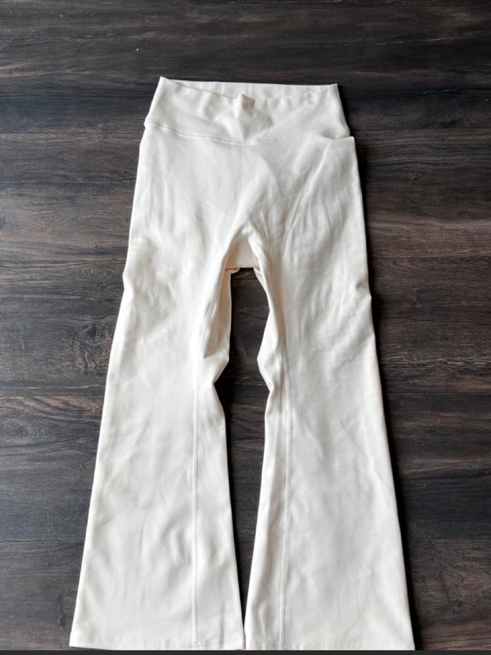 437 Four three seven perfect capri leggings